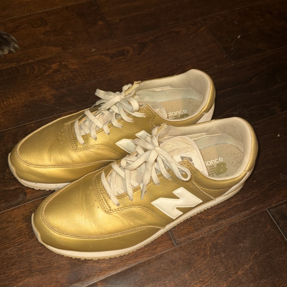 New balance gold sneakers